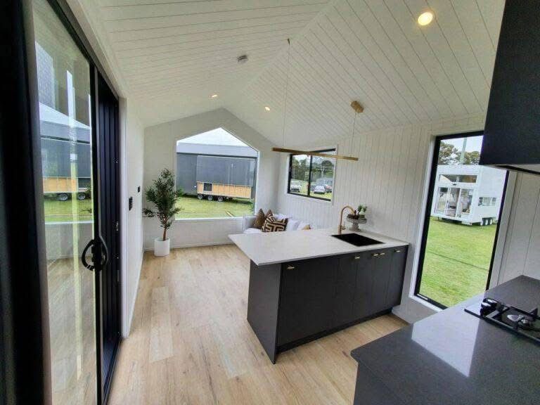 Single-Floor Maple 9500 Tiny House - Image 11