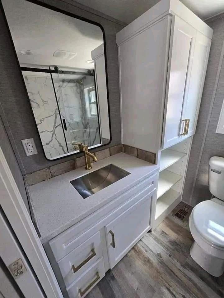 Elevation Park Model 7-Series - Image 13