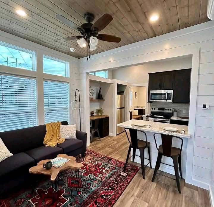 Sunset Retreat park model - Image 6